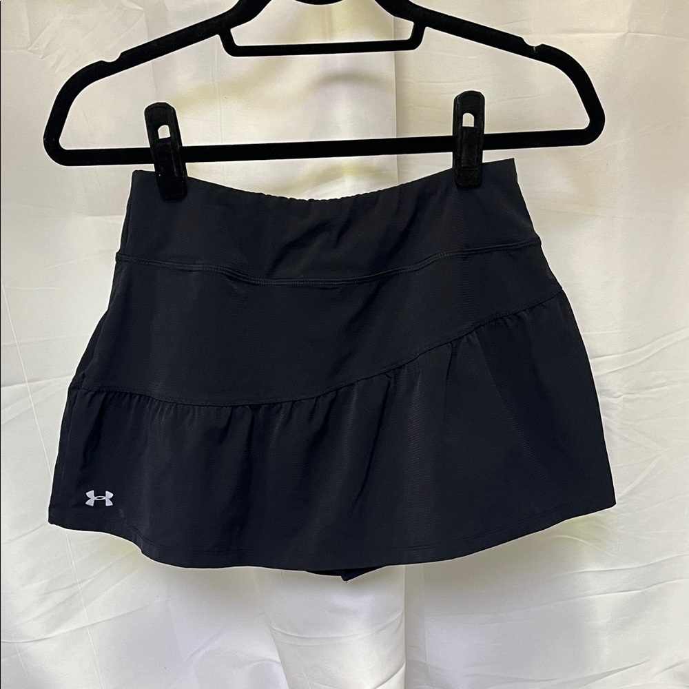 Under Armour Women's Black tennis/golf  Skort small